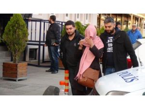 Kadın Hırsızlar Kamerada