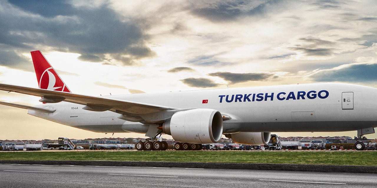 Turkish Cargo 2021'de 335 milyon doz Kovid-19 aşısı taşıdı