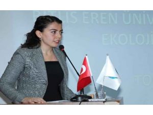 Beü’de 'Sivil Toplum Ve Gönüllülük' Konferansı