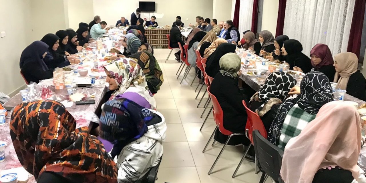 Ali Şeker Vakfı iftarları yapıldı