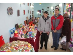 Özel Çocukların Bir Yıllık Emeği Sergileniyor