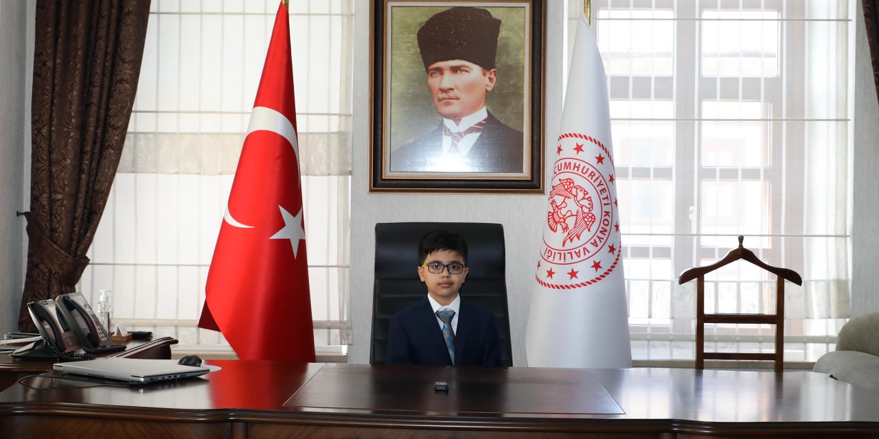 Konya Valisi Özkan, koltuğunu ilkokul öğrencisine devretti