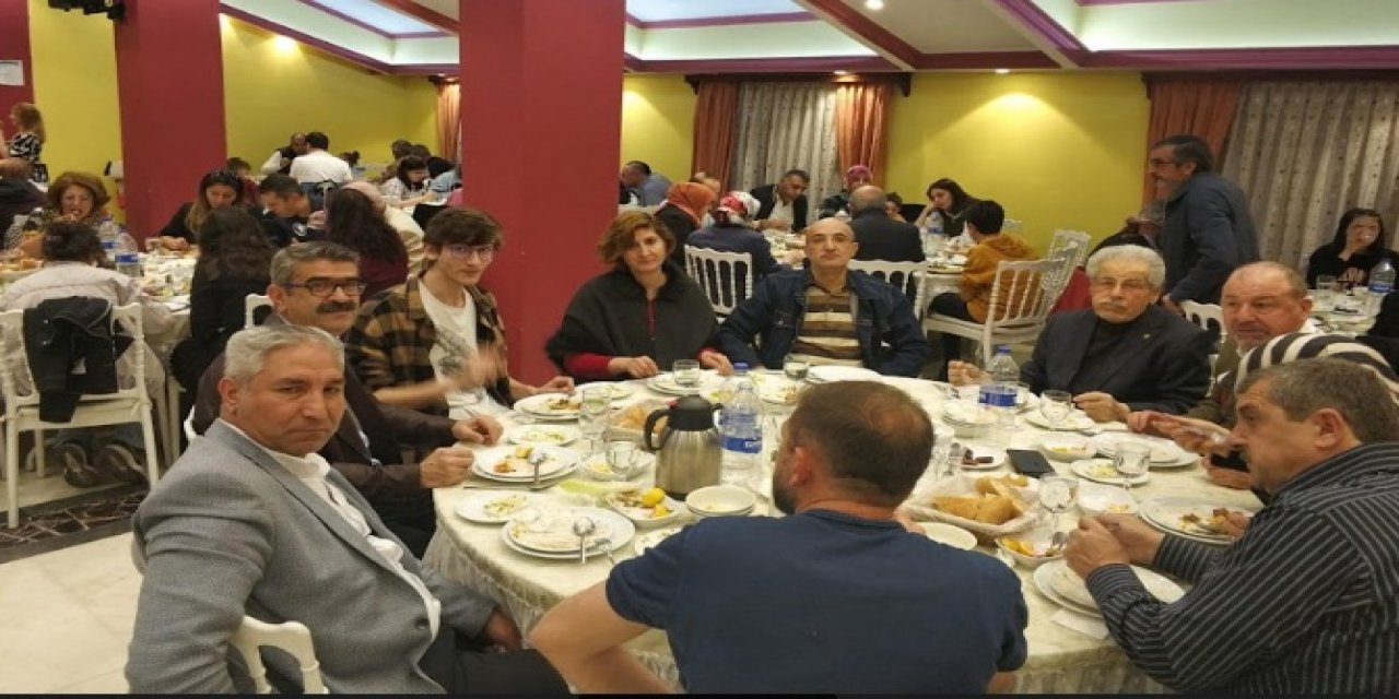 Konya’daki Elazığlılar iftarda bir araya geldi 