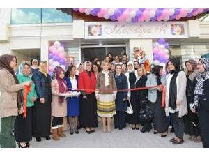 Manolya Aktif Hanımlar Derneği Açıldı