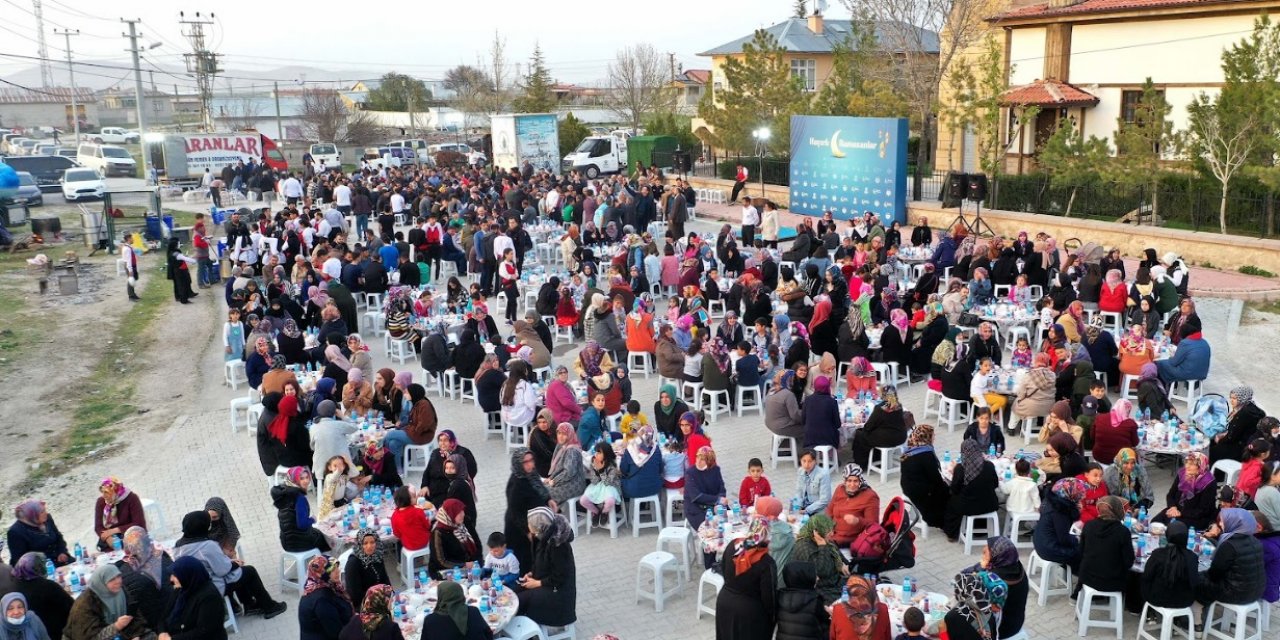 Karatay’da mahalle iftarları sona erdi