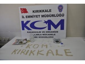 Bin Adet Uyuşturucu Hap Ele Geçirildi