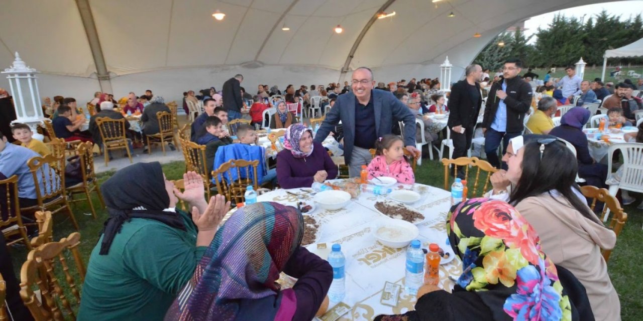 Meram Belediyesi ailesi iftarda buluştu