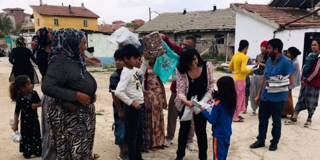 CHP Karatay’dan çocukları sevindiren kampanya