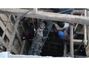 Kazdığı Kuyuya Düştü