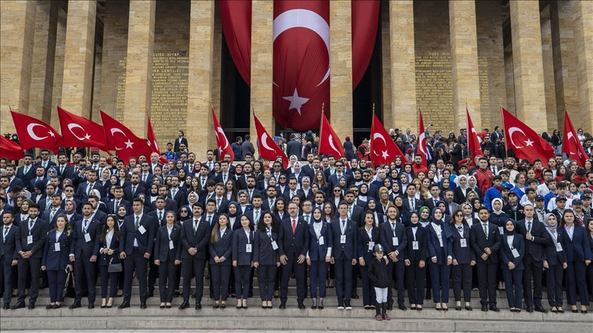 19 Mayıs coşkuyla kutlanıyor