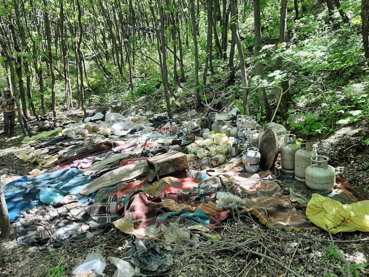 Tunceli'de teröristlerin kullandığı depo ve sığınak imha edildi