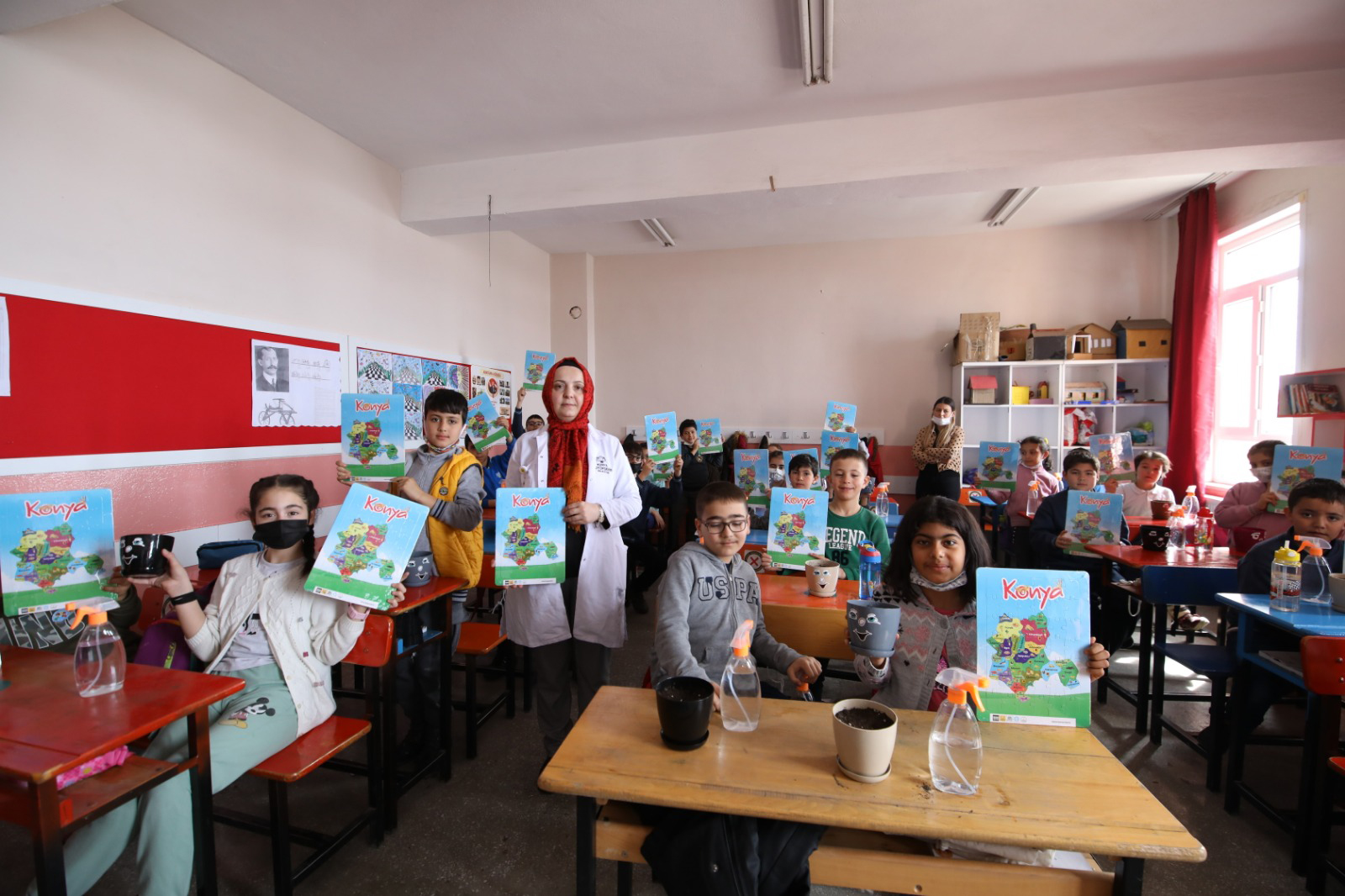 Konya Büyükşehir Belediyesi ilkokul öğrencilerine yerli tohum bilinci kazandırıyor