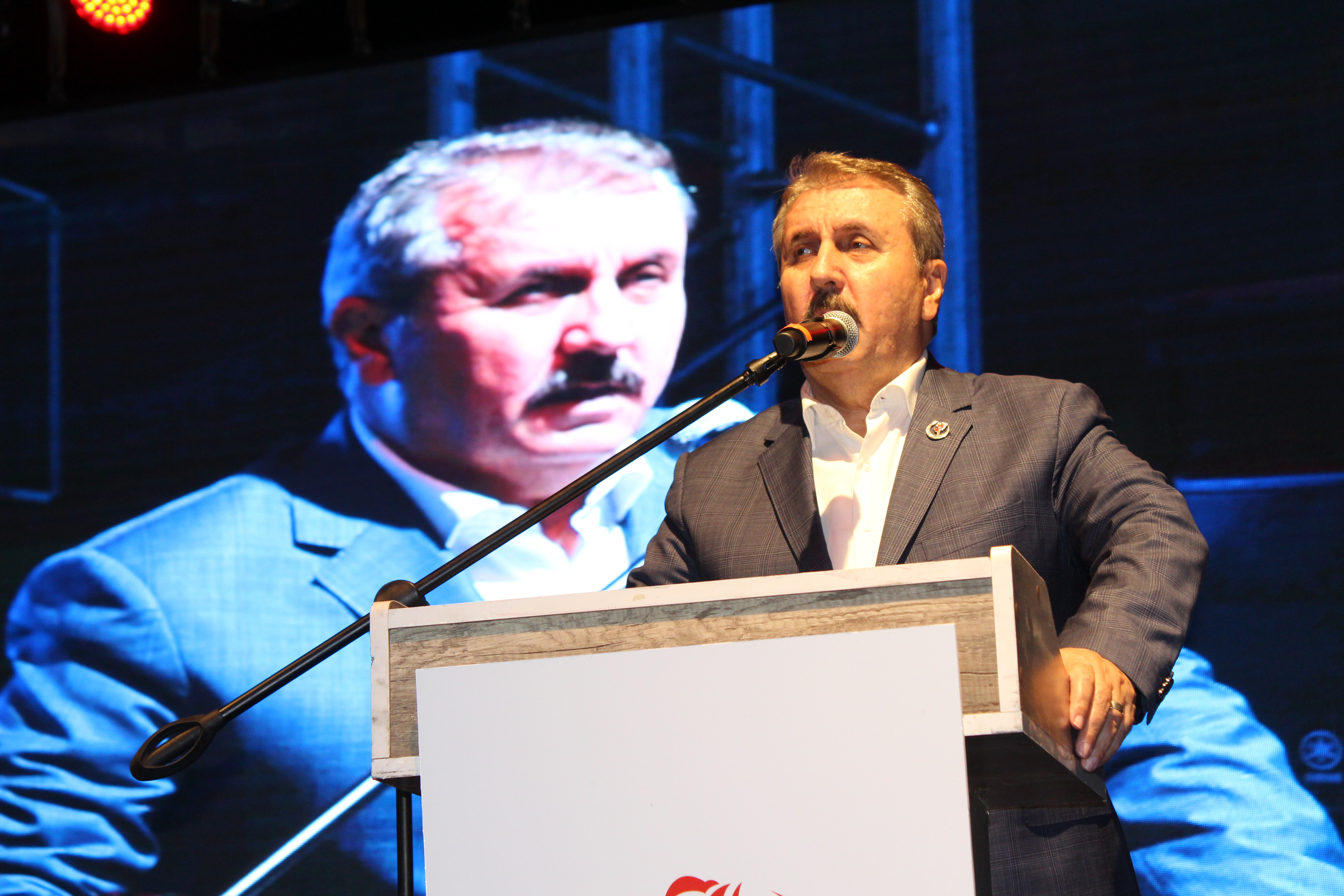 BBP Genel Başkanı Mustafa Destici Çumra'da Birlik Vakti programına katıldı.