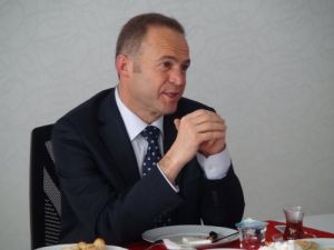 Milletvekili Akgün, Gevher Hatun Koleji’ni Ziyaret Etti