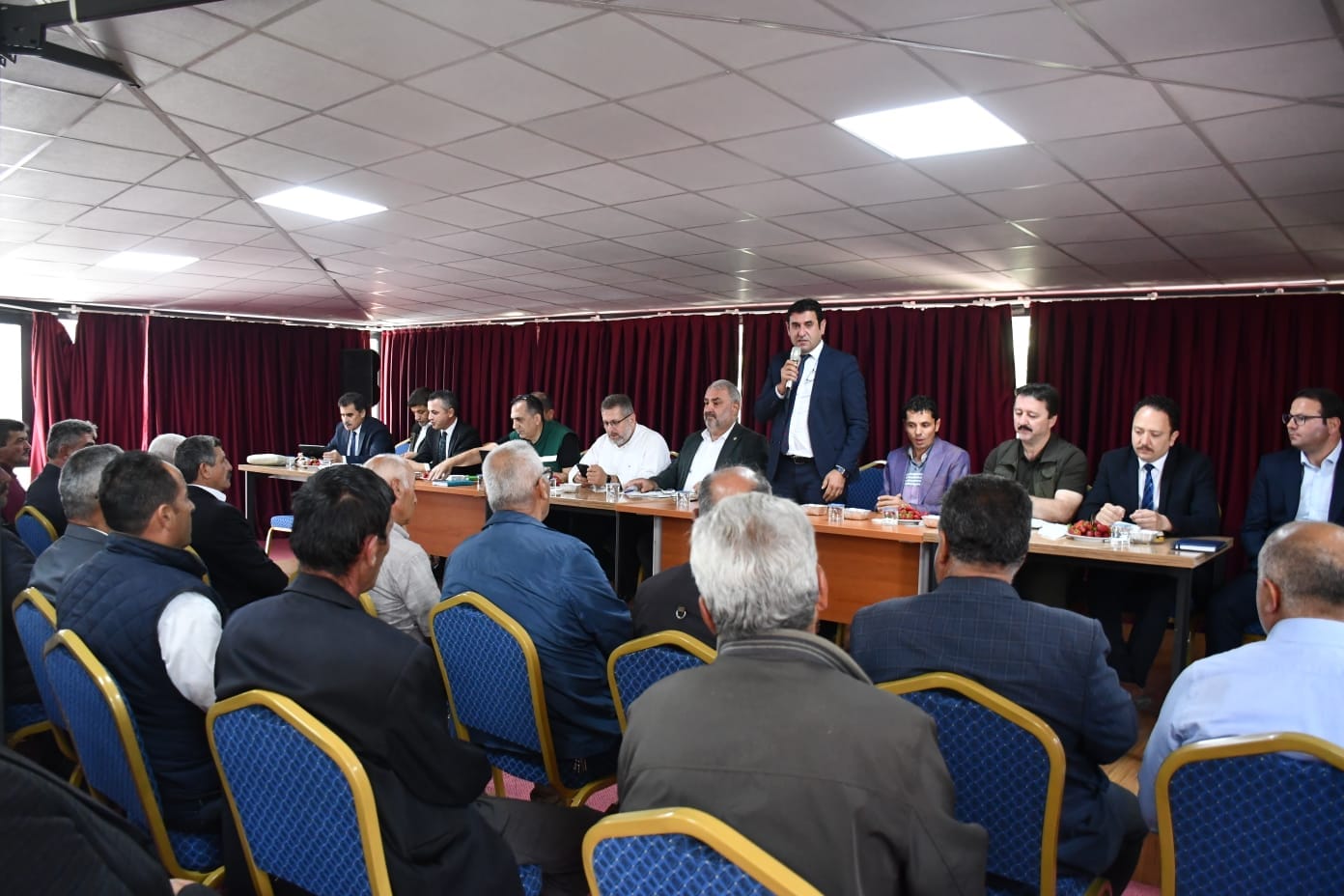 AK Parti temsilcileri Hüyük, Derebucak ve Derbent'te çiftçilerin sorunlarını dinledi