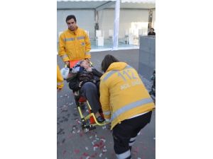 Emine Erdoğan'ın Hediyelerini Kapmak İçin Yarıştılar