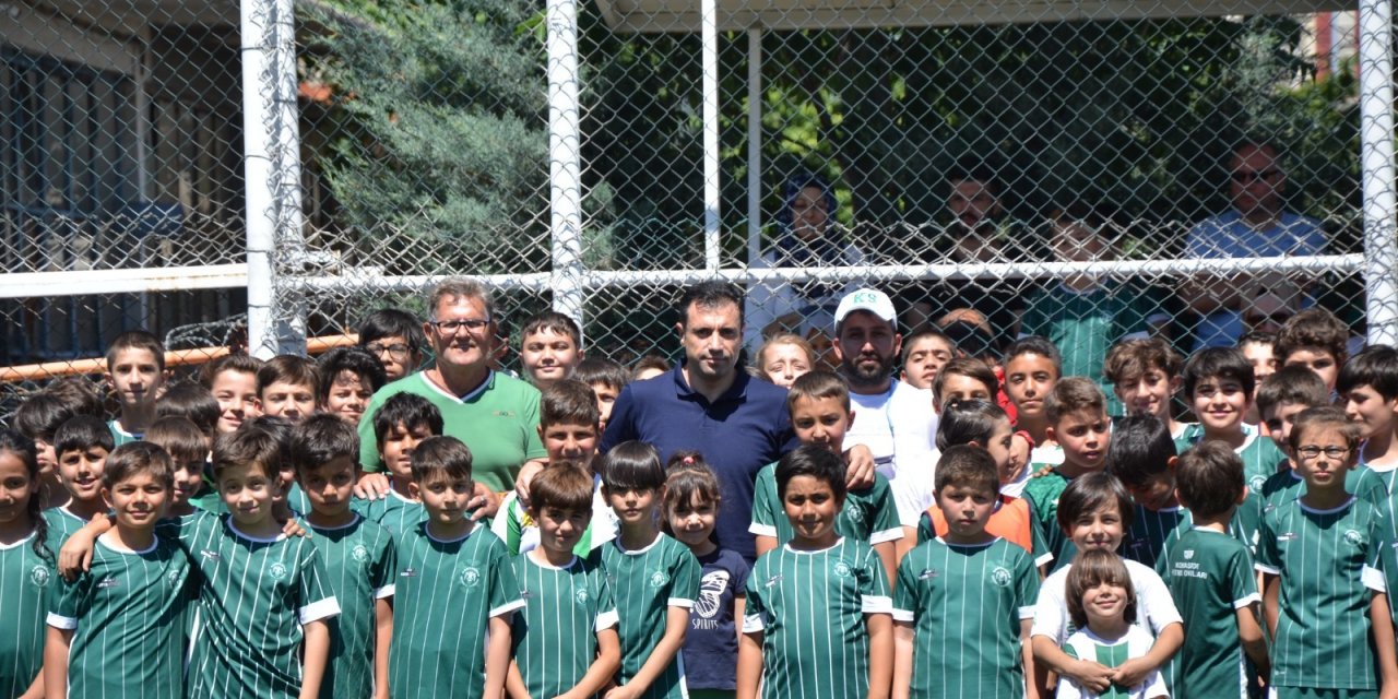 Başkan Özgökçen Meram-Yazır Futbol Okulu ile bir araya geldi   