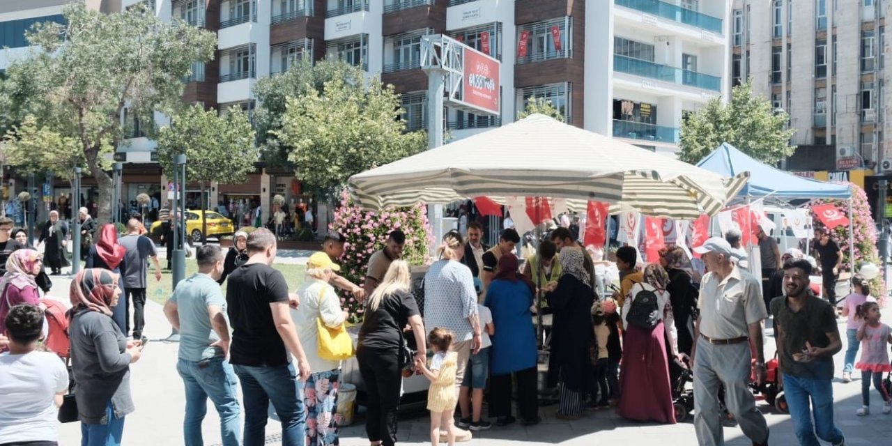 BBP Konya Teşkilatı vatandaşları dinliyor