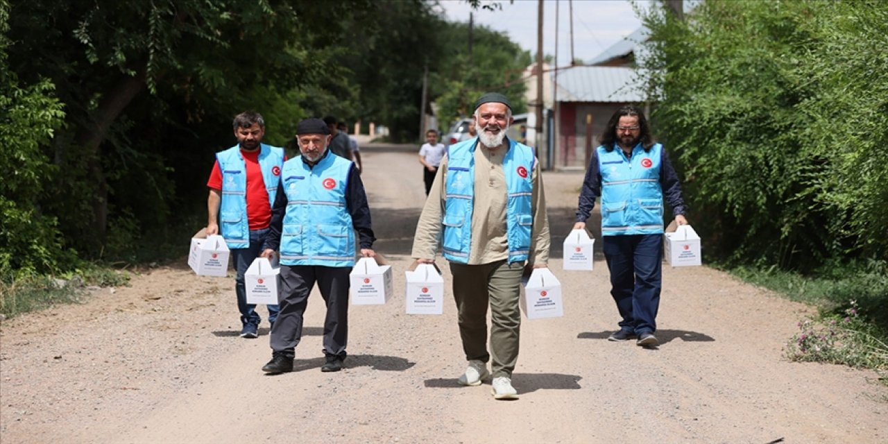 TDV, 22 milyon ihtiyaç sahibine kurban eti ulaştırdı