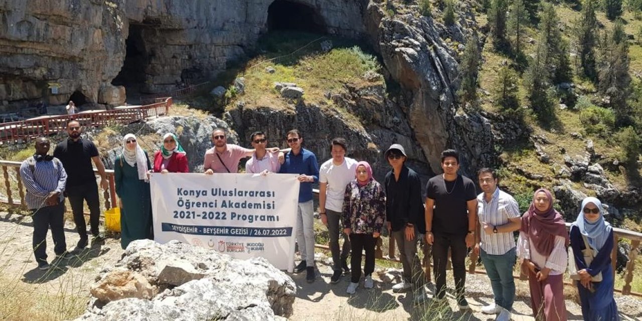 Uluslararası öğrenciler ilçelerini tanıyor