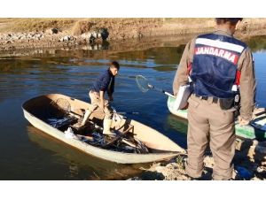 Elektrikle Balık Avlayan 7 Kişi Yakalandı