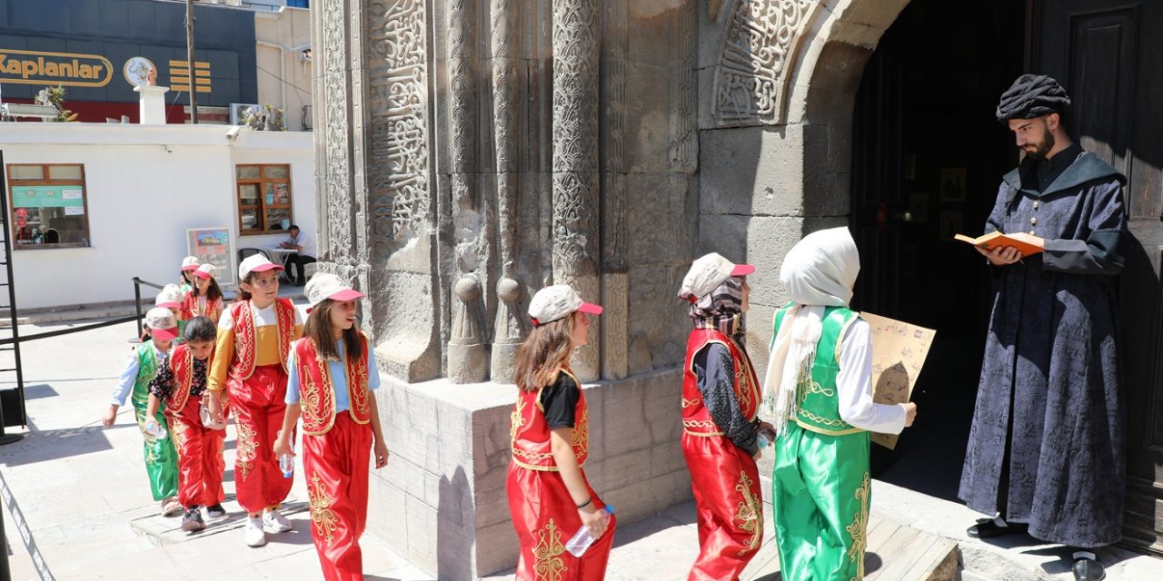 Şehrin Kalbinde Yolculuk projesi