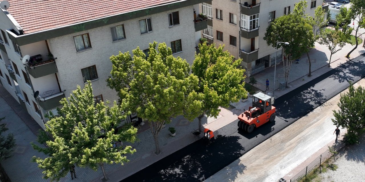 Selçuklu Belediyesi asfalt çalışmalarına devam ediyor