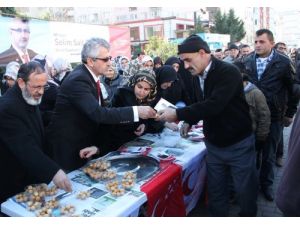 Lokma Dağıtarak Başkan Adayını Tanıttılar