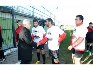 Pkk Yandaşlarının Öldürdüğü Otobüs Şoförünün Adı Stada Verildi