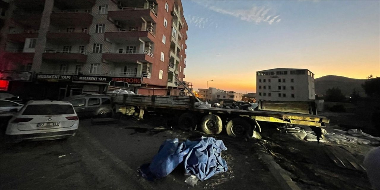Mardin'deki kazayla ilgili gözaltına alınan 2 tır şoförü tutuklandı