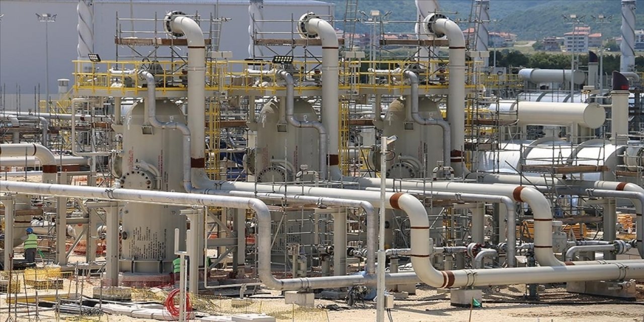 Yüksek doğal gaz fiyatlarını karşılayamayan Asya ülkeleri 'karanlıkta' kalabilir