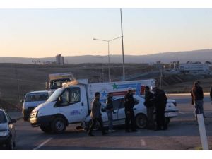 Siirt’te Trafik Kazası: 2 Yaralı