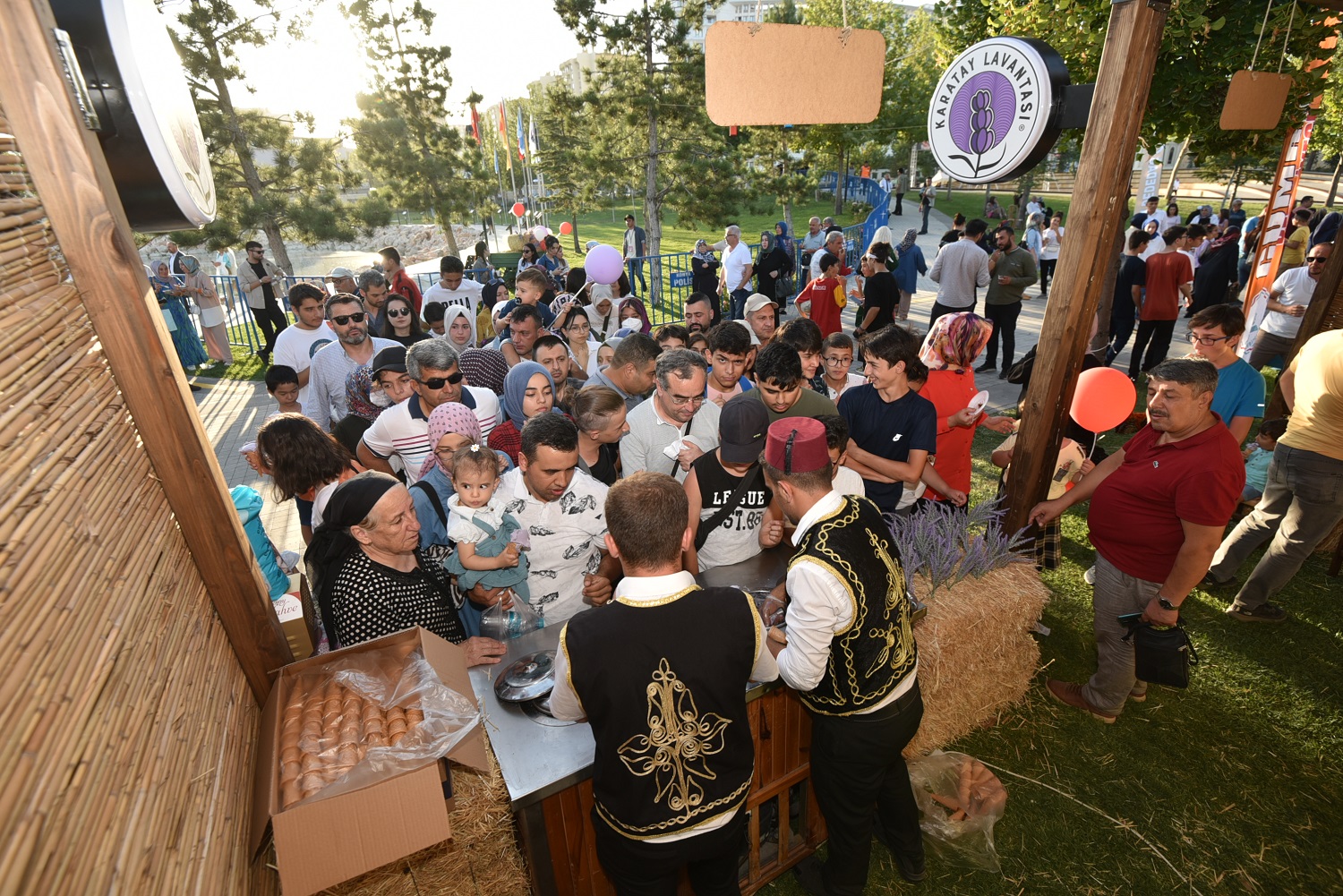 Karatay Belediyesi Konya GastroFest'te stant açtı