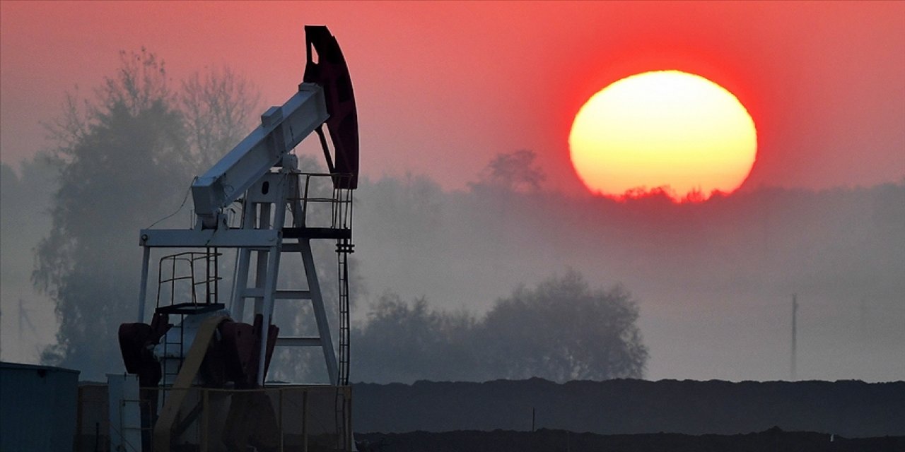 Brent petrolün varil fiyatı 92,78 dolara geriledi