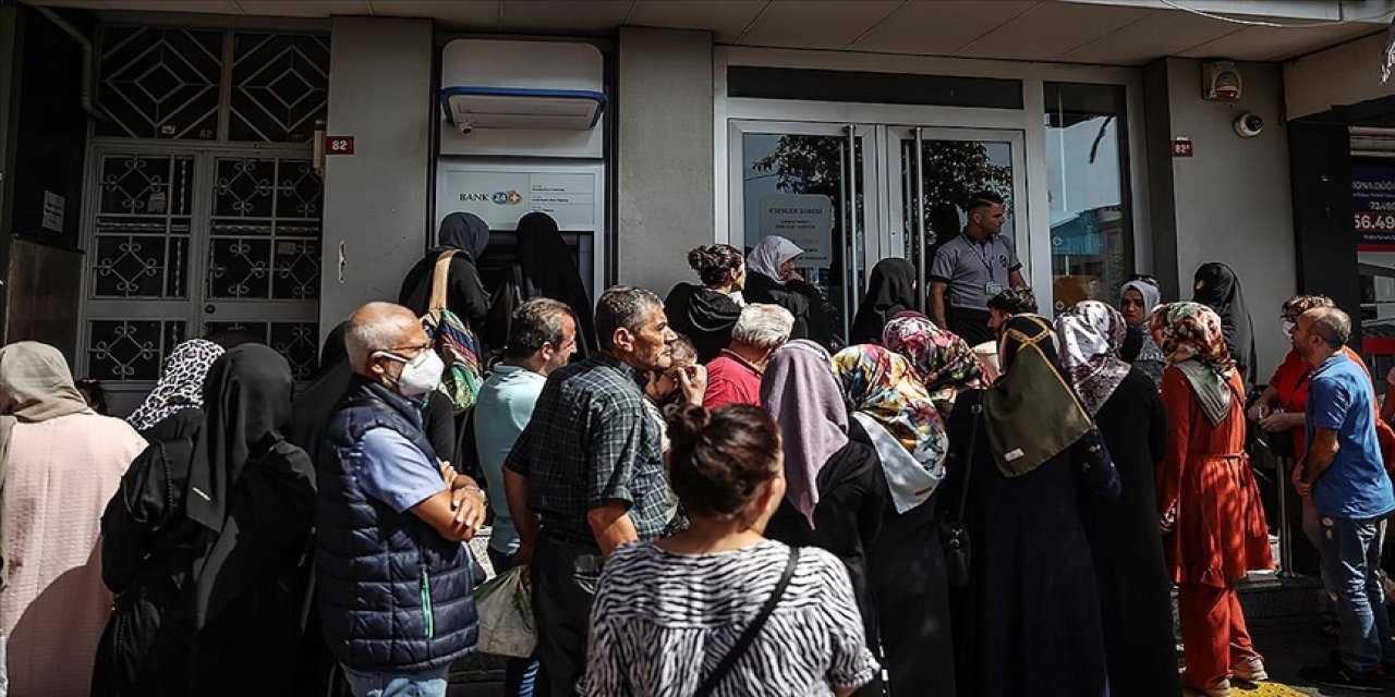 Bakan Kurum, İlk Evim İlk İş Yerim Projesi'ne başvuruların 3,5 milyona yaklaştığını duyurdu