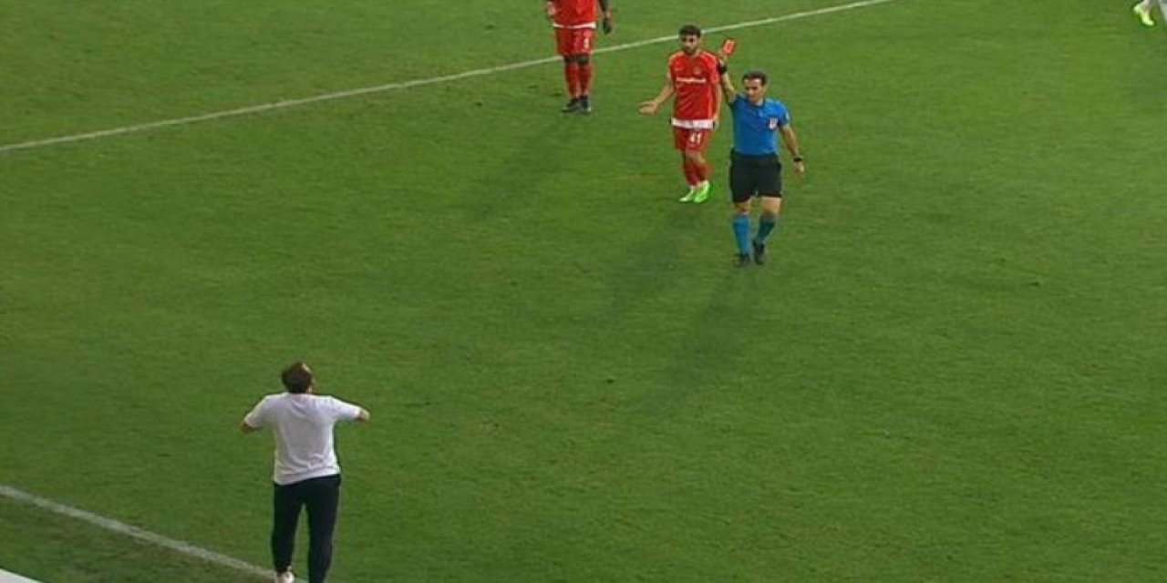 Recep Uçar Konyaspor maçında kırmızı kart cezalısı 