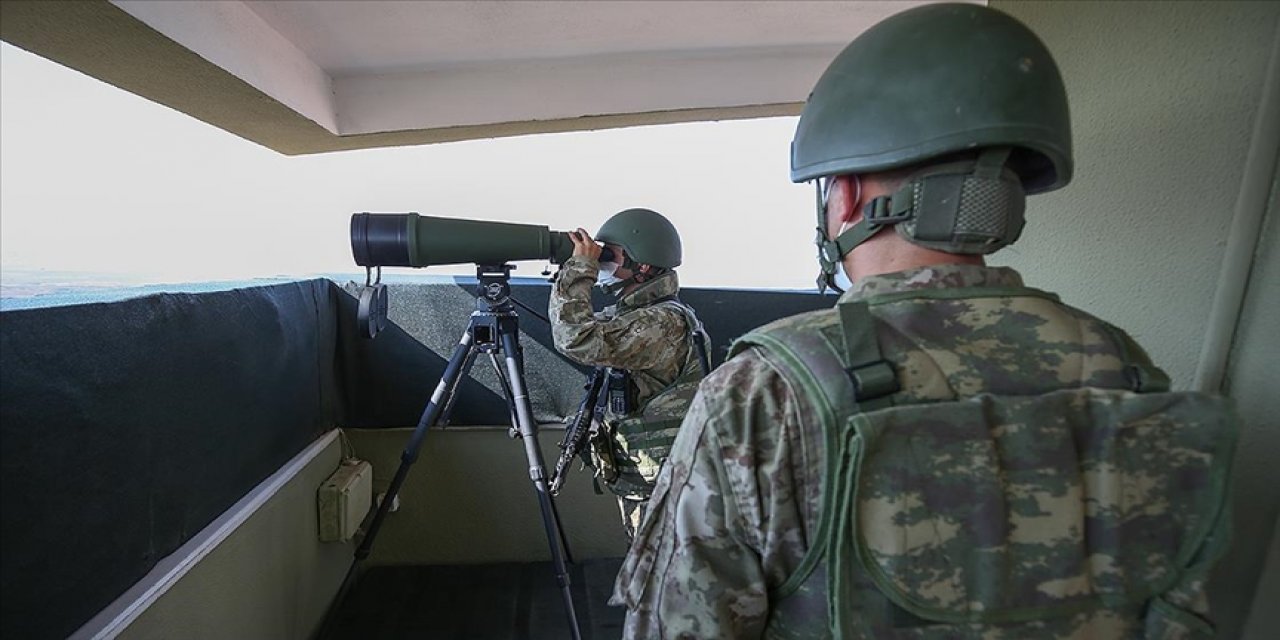 Türkiye'ye girmeye çalışan PYD/PKK'lı terörist Suriye sınırında yakalandı