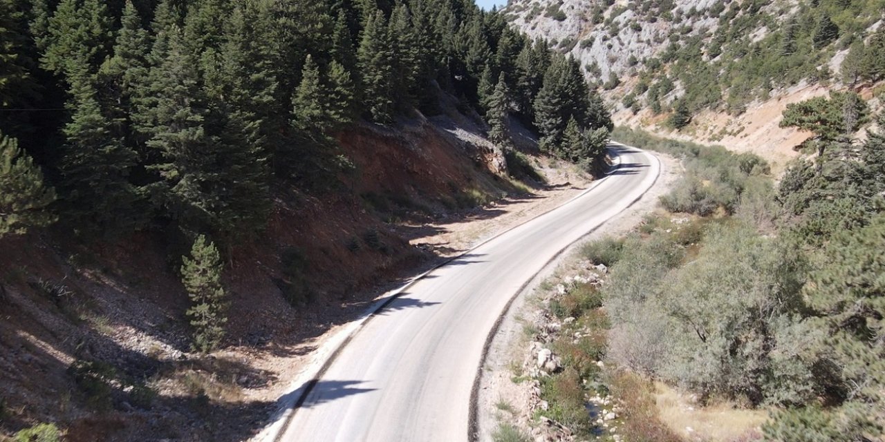 Derebucak’a 13 kilometre yol kazandırıldı