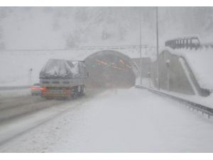 Bolu Dağı'nda Trafik Felç Oldu