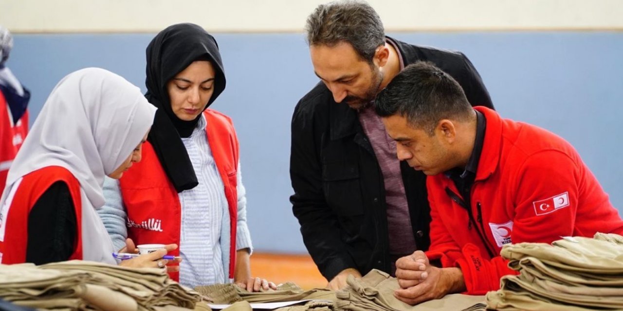 Kızılay Karatay’dan  yetime ikram