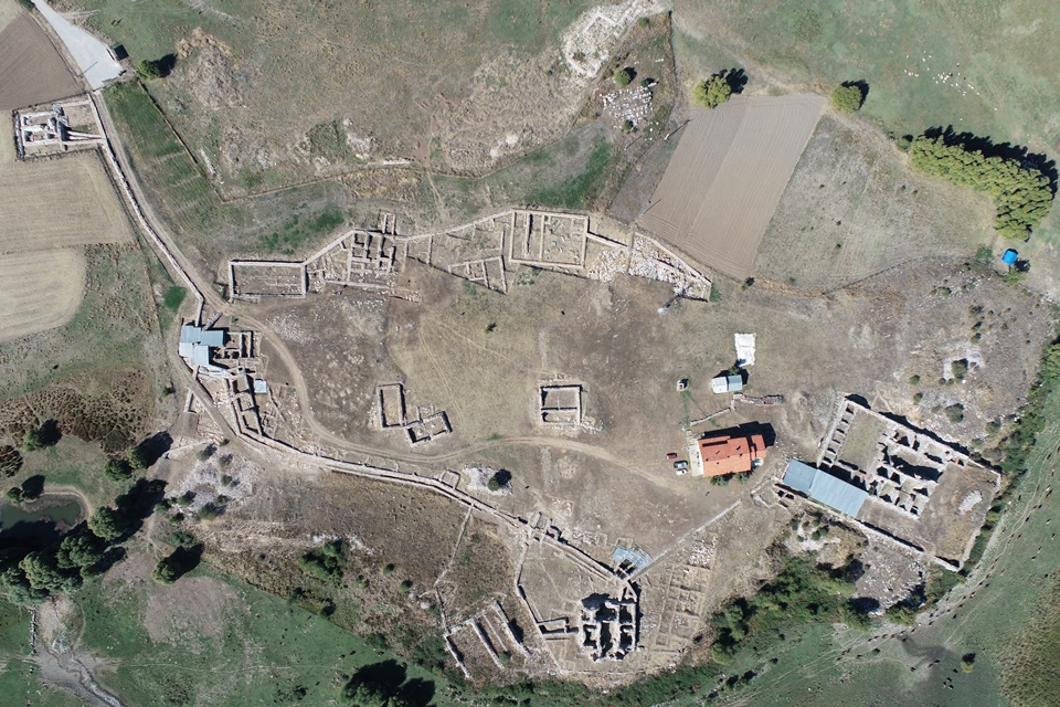 Konya'da tarihi çalışma Alaaddin Keykubad'ın sarayının su kanalları ortaya çıkarılıyor