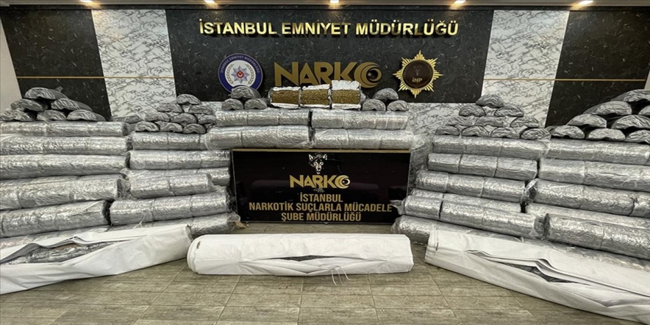 Meksika'dan İstanbul Ambarlı Limanı'na gelen bir gemide 1 ton 580 kilo marihuana ele geçirildi