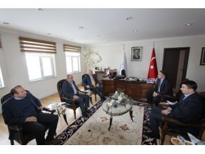 Büyükşehir Belediye Başkan Adayı Sekmen, Cengiz'i Ziyaret Etti