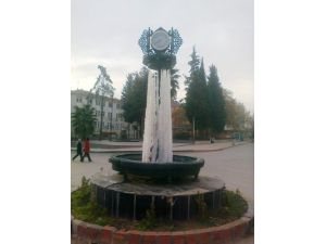 Saat Kulesi Dondu, Ortaya Farklı Bir Görüntü Çıktı