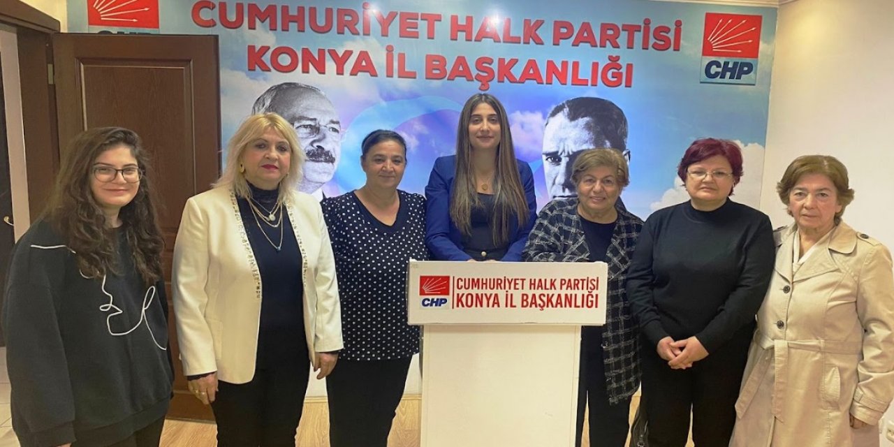 ‘Cumhuriyet, kadınları siyasi haklara kavuşturdu’