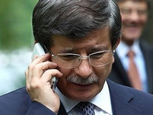 Bakan Davutoğlu'ndan telefon trafiği