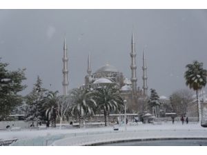 Sultanahmet’ten Kar Manzaraları