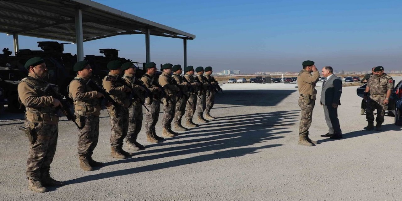 Konya’da görevli PÖH timleri Suriye'ye uğurlandı