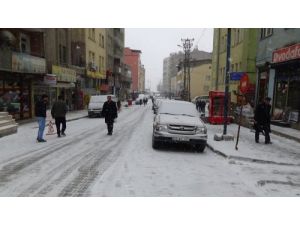 Hakkari-şırnak Karayolu Ulaşıma Kapandı