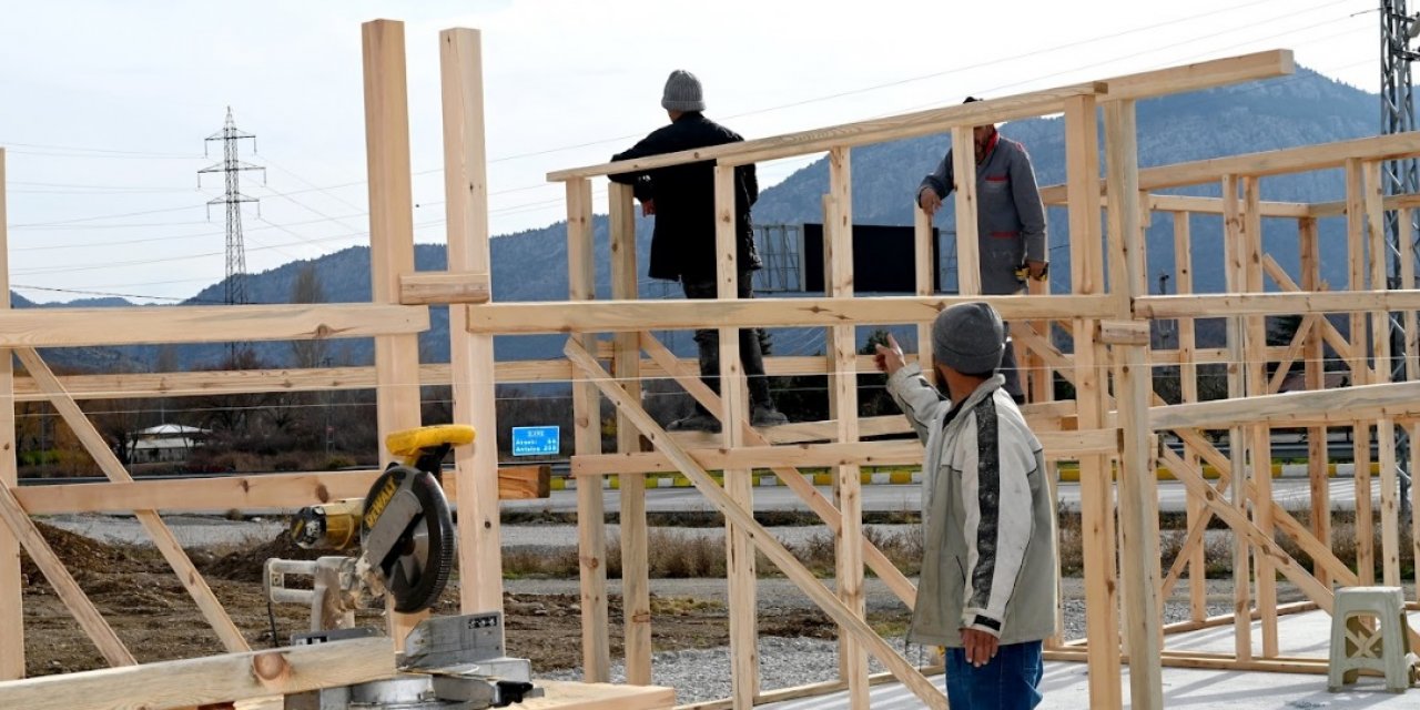 Konya-Antalya yoluna 5 milyon lira maliyetle Butik Çarşı inşa edilecek
